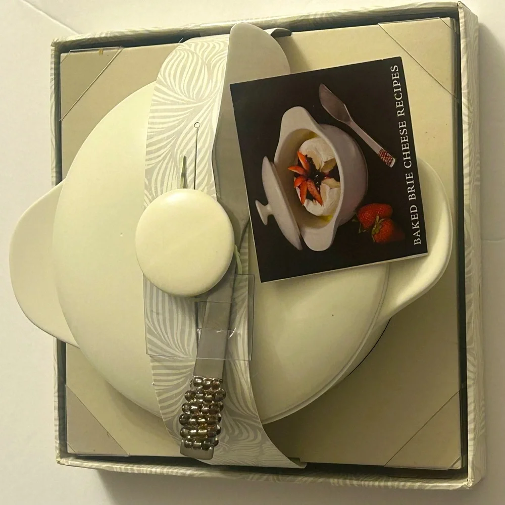 Wild Eye Designs Brie Cheese Baker 2-Piece Baker & Spreader Set